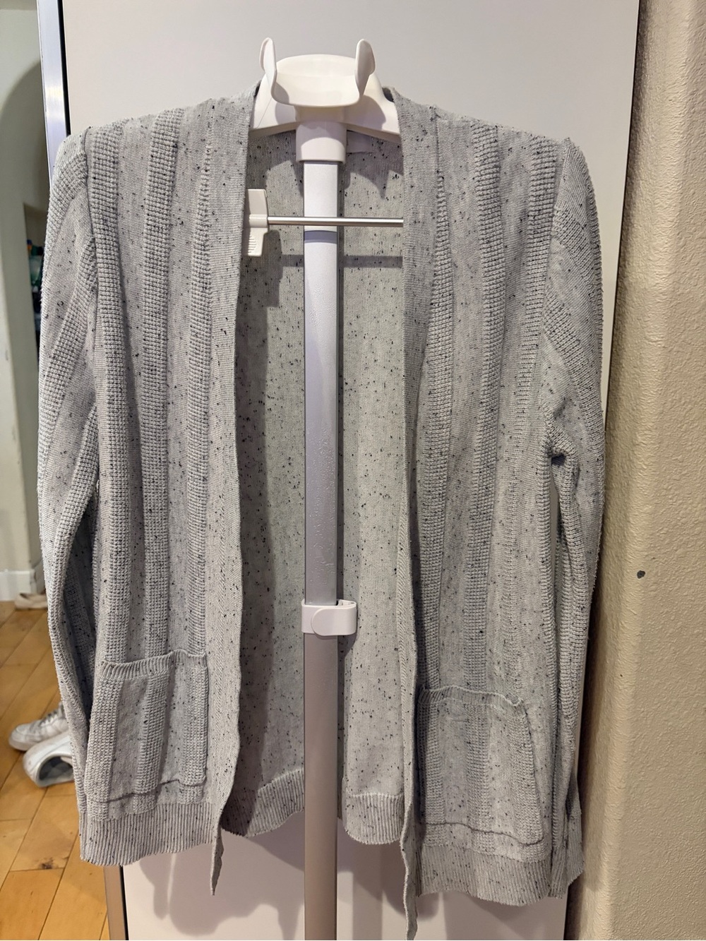 Verve Ami Speckled Light Gray Pullover Sweater